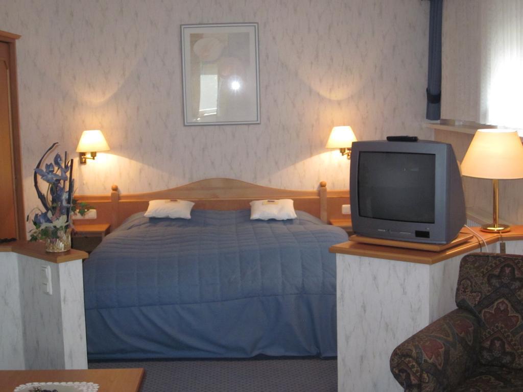 Gasthof Rodachtal Mit Gaestehaus Katharina Schwarzenbach am Wald Habitación foto